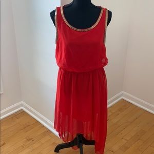 Women’s high-low dress